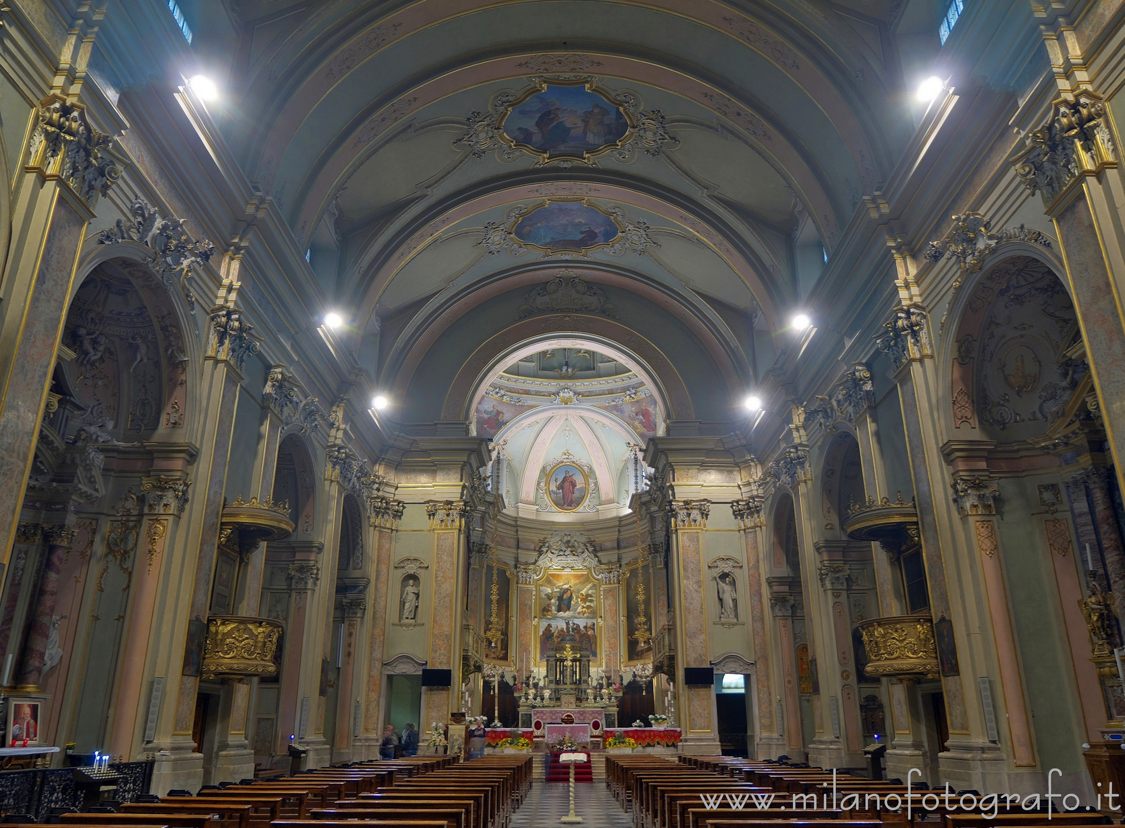 Romano di Lombardia (Bergamo) - Interno della Chiesa di Santa Maria Assunta e San Giacomo Maggiore